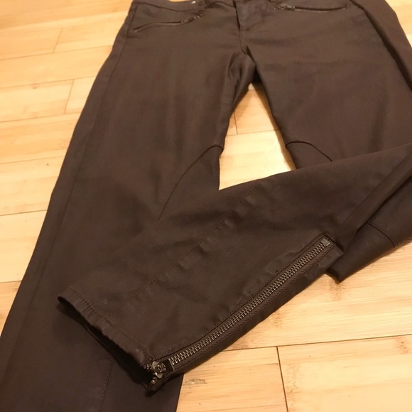 Madewell skinny coated motorcycle jeans in brown - Picture 6 of 7